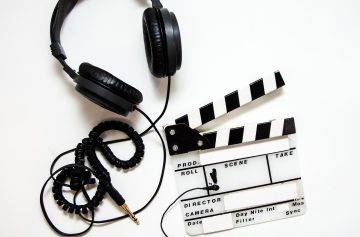 headphones-4223911_1920 Video